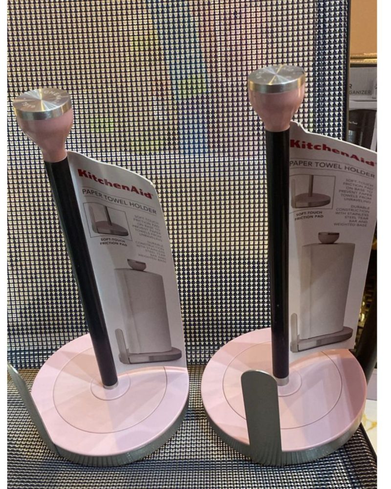  Pink Paper Towel Holder